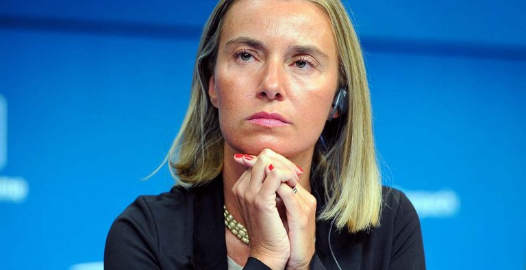 F. Mogherini: Σε αναζήτηση λύσης στη κρίση με το Κατάρ