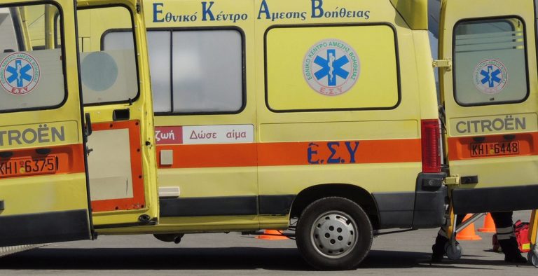 “Ντου” των εργαζομένων του ΕΚΑΒ στο γραφείο της διοίκησης
