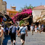 Τουρισμός: Αυξημένα κατά 13.6% τα έσοδα το επτάμηνο Ιανουαρίου – Ιουλίου