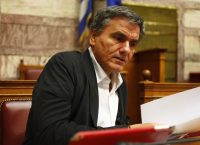 Τσακαλώτος: Δεν θα βάλουμε ρήτρα ακύρωσης των μέτρων αν δεν πάρουμε ελάφρυνση χρέους