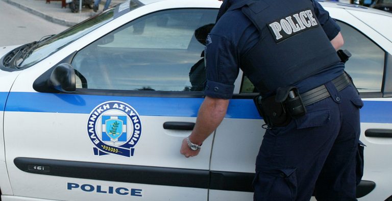 Ληστεία με πυροβολισμούς στο κέντρο της Αθήνας