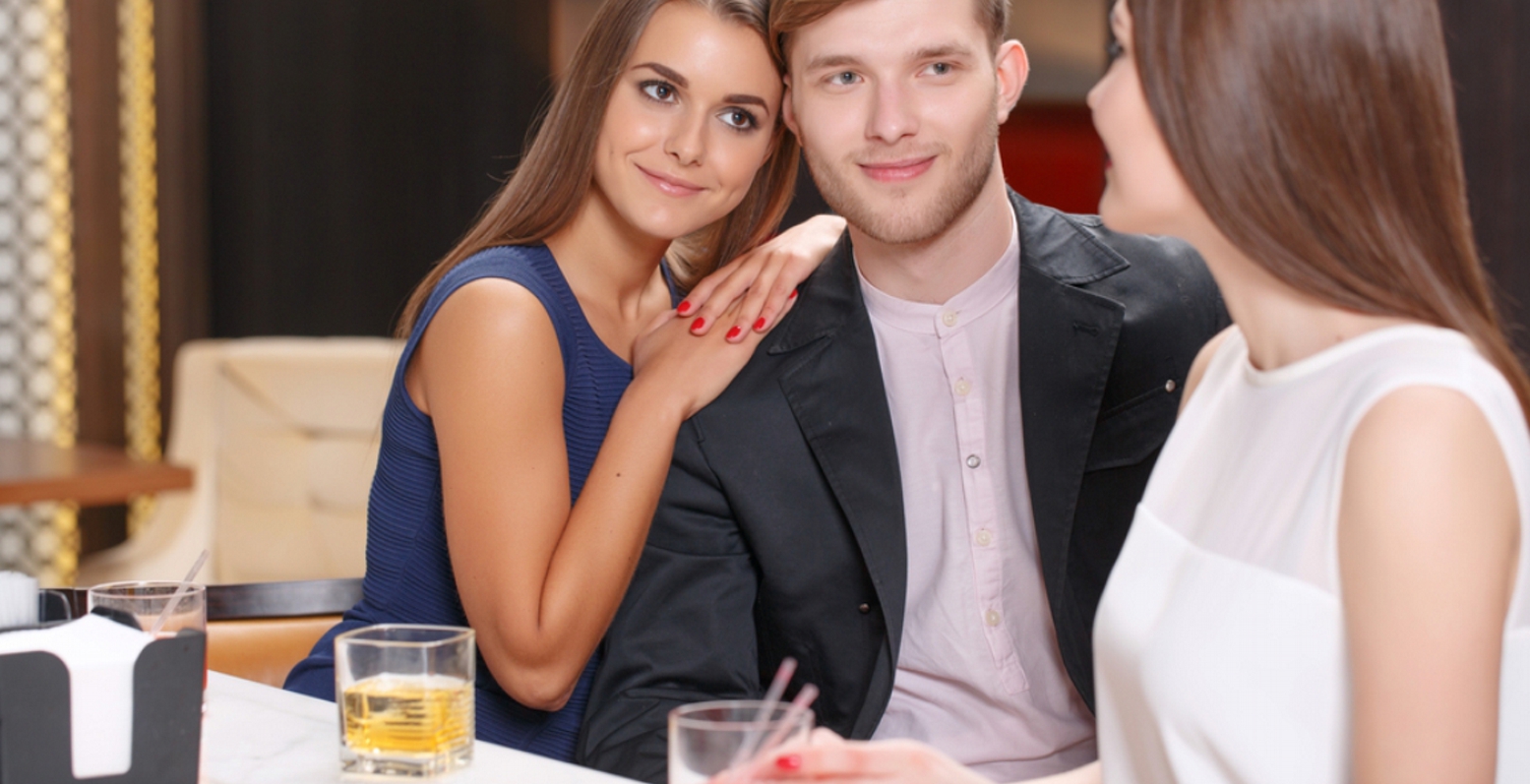 Όταν ο κολλητός σου δεν τα πάει καλά με το ταίρι σου. Πώς να χειριστείς την κατάσταση, με βάση τα ζώδιά τους!