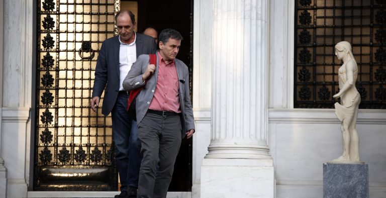 Σύσκεψη κορυφής για το χρέος υπό τον Τσίπρα στο Μαξίμου