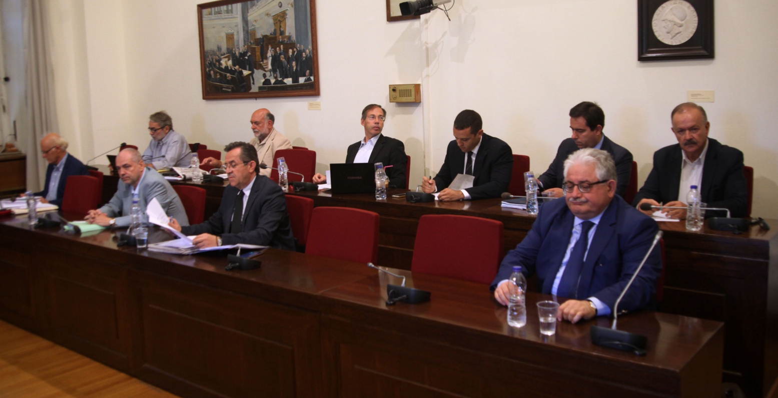 Στις 25 Οκτωβρίου οι υπερθεματιστές στην Επιτροπή της Βουλής