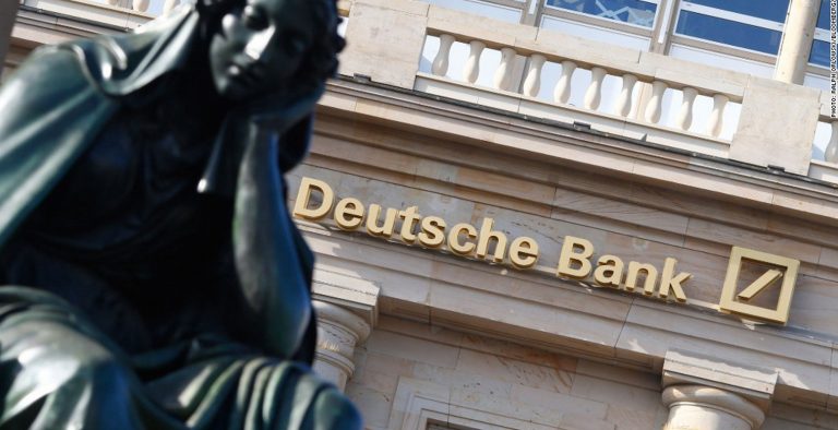 Deutsche Bank: Δεν εγκαταλείπουμε τη Wall Street