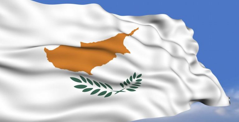 Συμφωνία Κύπρου-ΕΤΑΑ για πρόγραμμα στήριξης των ΜμΕ