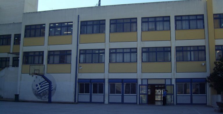 H τεχνολογία εισβάλλει στο 5o Λύκειο Βύρωνα