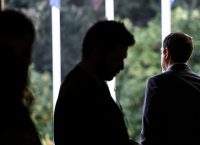 Εκλογές και ήττα του ΣΥΡΙΖΑ από τη διαπραγμάτευση, «βλέπει» η Goldman Sachs