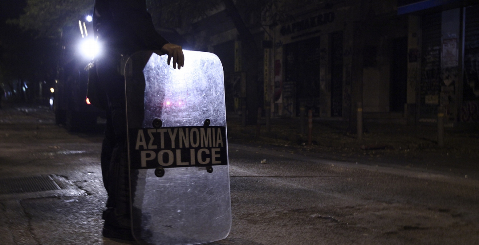 Κόλαση στην Τούμπα: Επεισόδια και δακρυγόνα έξω από τα αποδυτήρια