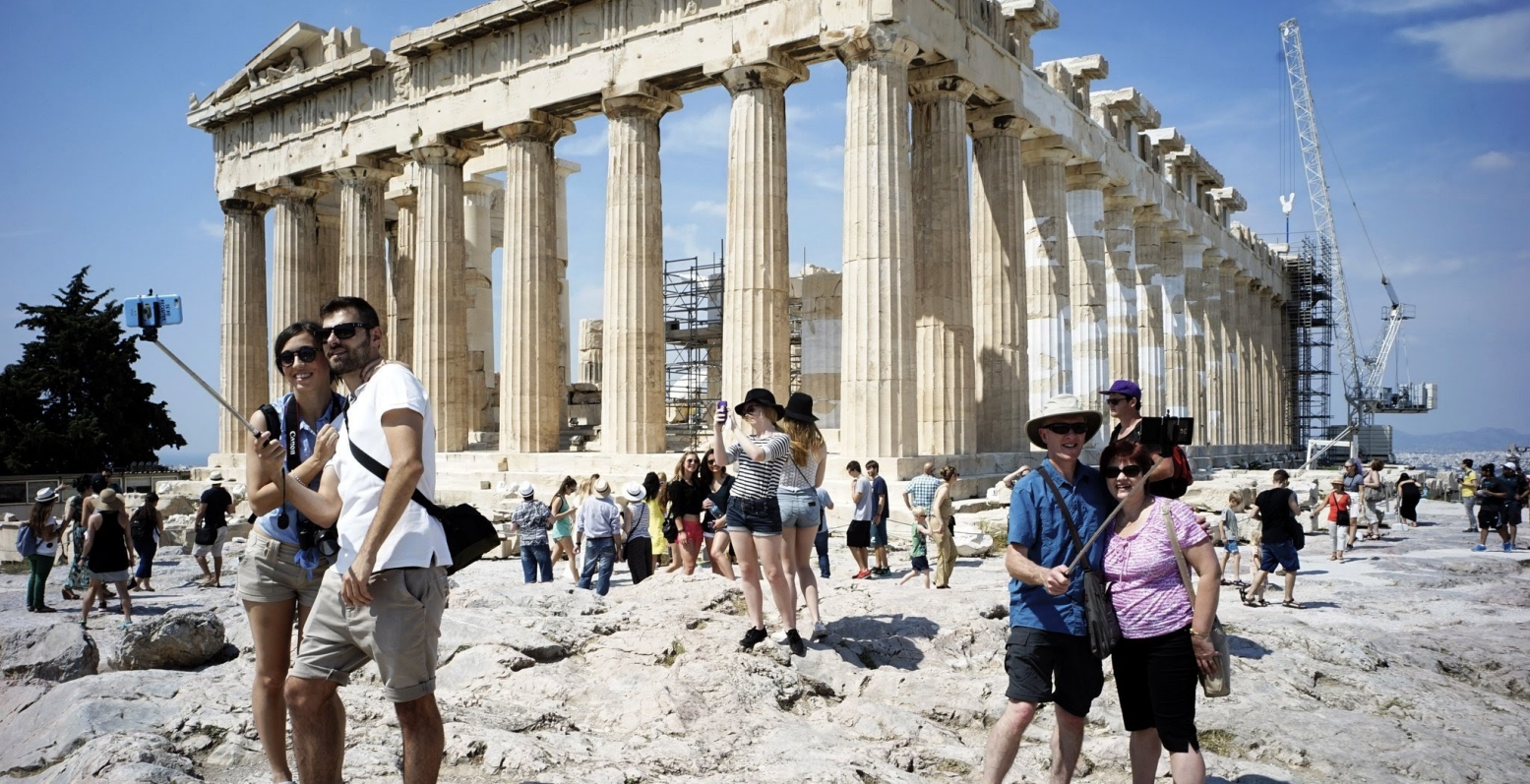 Περισσότεροι τουρίστες αλλά λιγότερα έσοδα στο 9μηνο