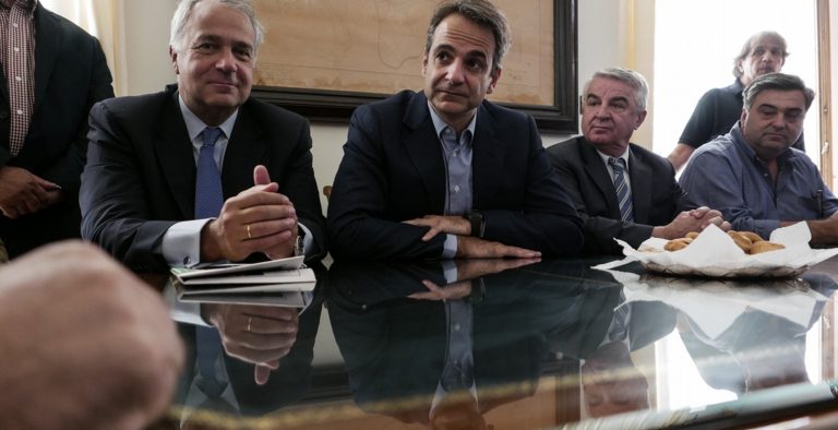 Περιοδεία Κυριάκου Μητσοτάκη στην Ελευσίνα