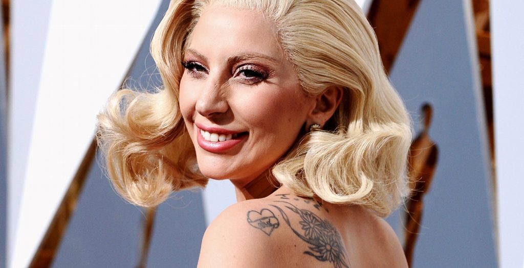 Lady Gaga: Έκανε νέο τατουάζ (pics)