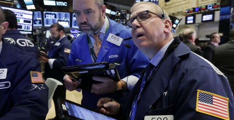 Ξεκίνημα με “χαλαρά” κέρδη για τη Wall Street