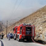 Περιορίζεται η μεγάλη πυρκαγιά στη Σύρο