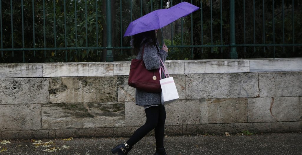 Καιρός: Ποδαρικό με βροχές κάνει ο Νοέμβριος την Τετάρτη