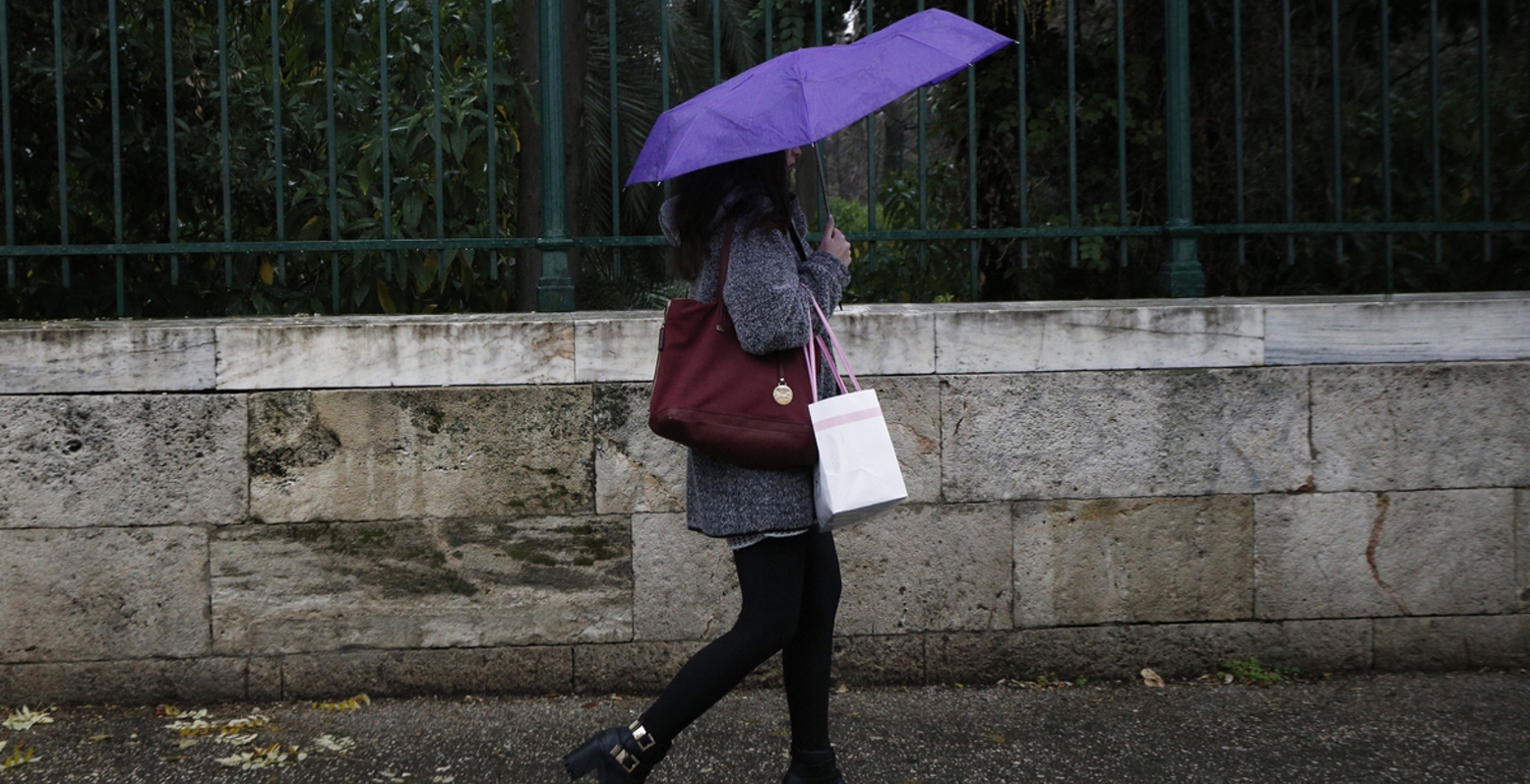 Καιρός: Πτώση της θερμοκρασίας και ισχυρές βροχές