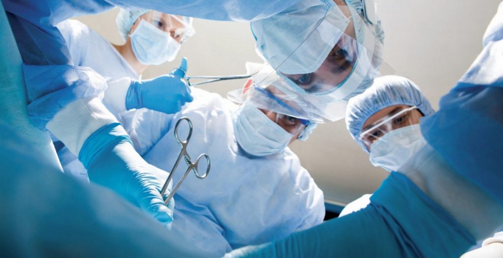 Επέμβαση αφαίρεσης όγκου του εγκεφάλου με 3D κάμερες για πρώτη φορά σε ελληνικό νοσοκομείο