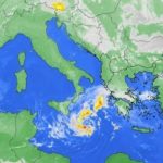 Πέφτουν βροχές και καταιγίδες-“Καμπανάκι” για κυκλώνα στην Κρήτη!