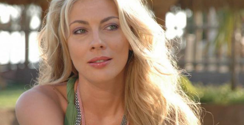 H Σμαράγδα Καρύδη χορεύει τσιφτετέλι και σε αφήνει με το στόμα ανοιχτό (vid)