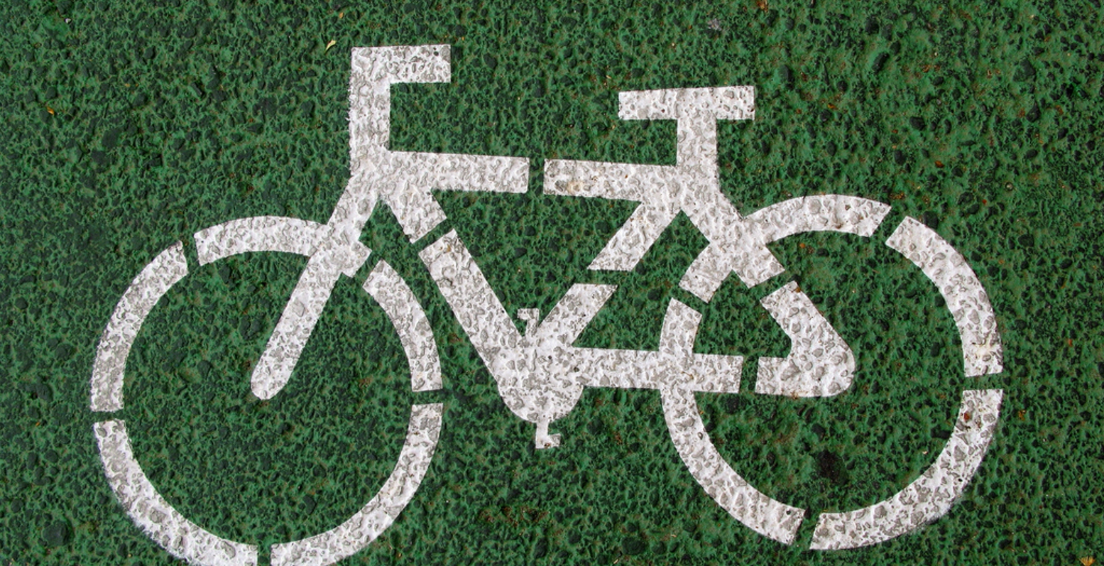 Ποδηλατόδρομος τροφοδοτείται από ηλιακή ενέργεια και λάμπει τη νύχτα (photos)