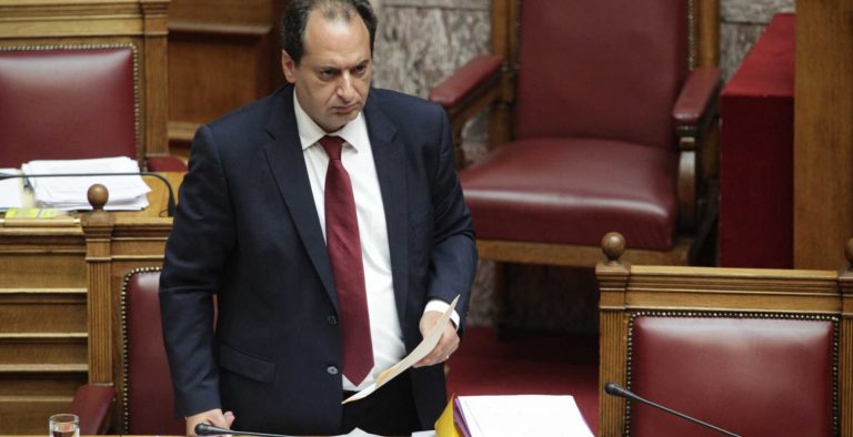 Σπίρτζης: Γραφείο Τύπου των καναλαρχών η ΝΔ
