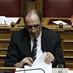 “Ξορκίζει” μνημόνιο και νέα μέτρα ο Σταθάκης