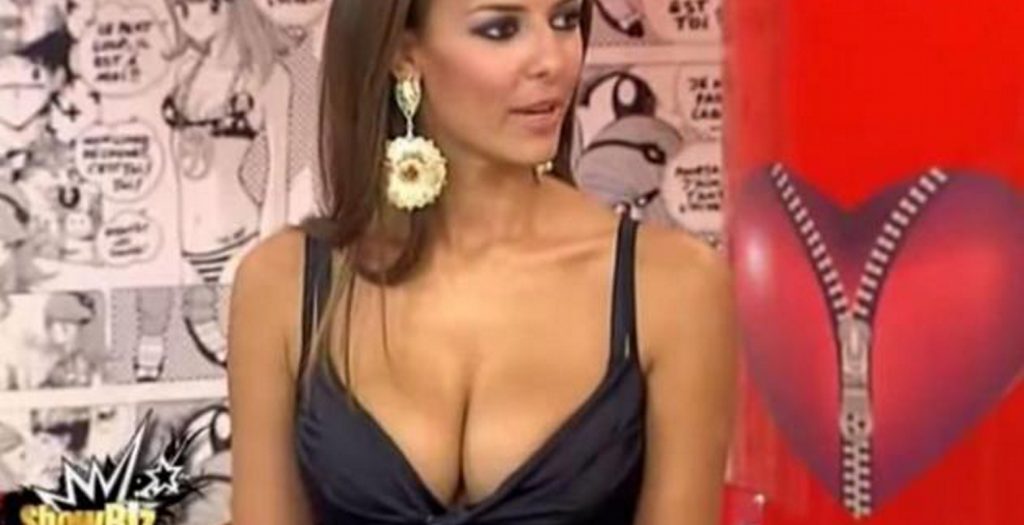Όταν η Όλγα Λαφαζάνη φόρaγε τα φουστάκια πάνω από τον… αφαλό! (video)