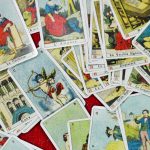 Η τράπουλα της Λωξάνδρας – Τα μυστικά των συντρόφων