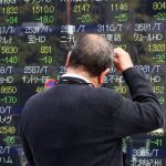Τραμπ και πετρέλαιο “τρόμαξαν” τις ασιατικές αγορές
