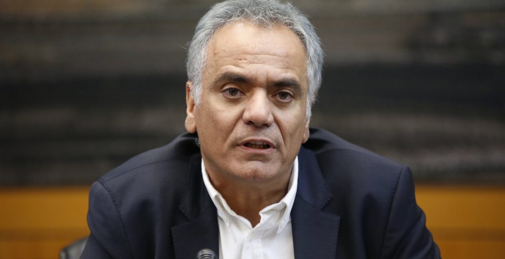 Πάνος Σκουρλέτης: Επίσκεψη στη Νέα Πέραμο – Υποσχέσεις για έκτακτες ενισχύσεις