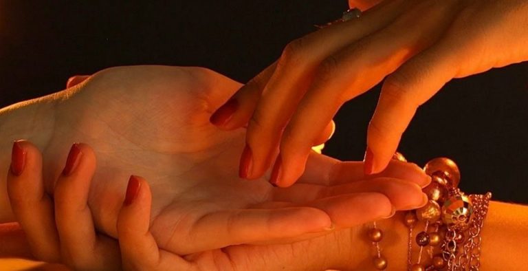 Χειρομαντεία: Τί ορίζει η γραμμή της Καρδιάς – Γάμου
