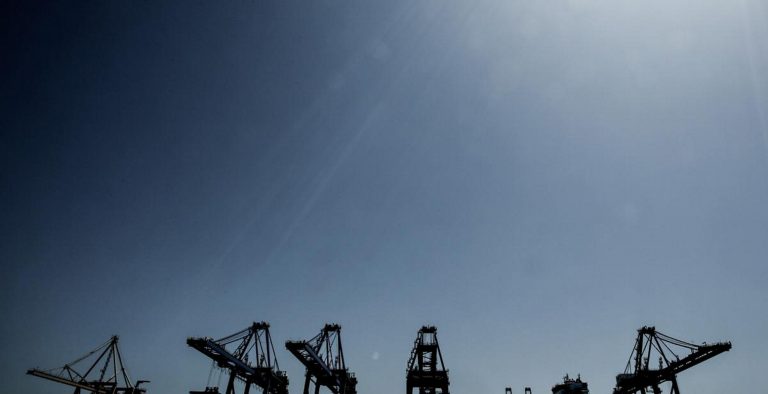 Η κυβέρνηση ενισχύει το Υπερταμείο με έκτακτη τροπολογία