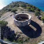 Σαλαμίνα: Παραδίδεται στο κοινό το αναστηλωμένο ταφικό μνημείο στις Κολόνες