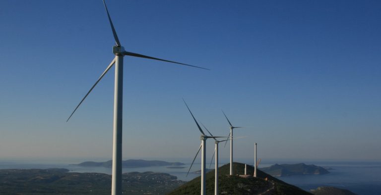 Αιολική ενέργεια: Νέο ευρωπαϊκό ρεκόρ λόγω δυνατών ανέμων