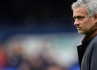 PREMIER LEAGUE: Ο Μουρίνιο διαψεύδει τα σενάρια φυγής του Πογκμπά
