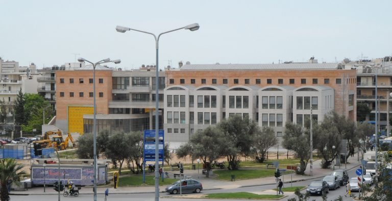 Μεγάλο κυκλοφοριακό πρόβλημα στην Αθηνών – Κορίνθου