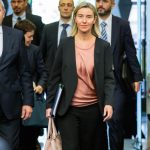 Αυστηρή επιστολή της Μογκερίνι για τους δύο Έλληνες στρατιωτικούς