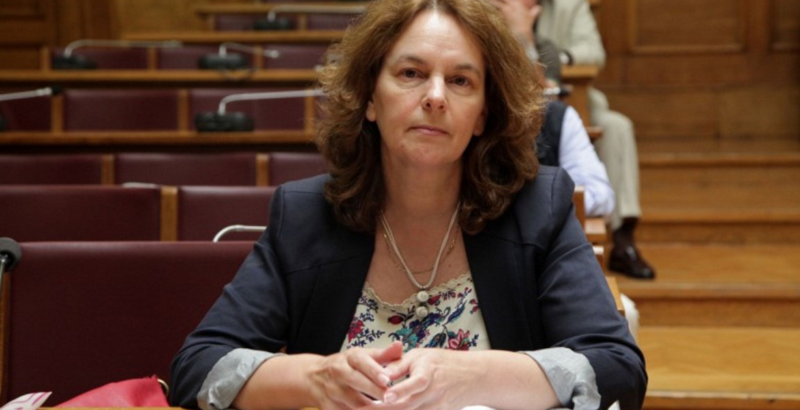 Τα “μασάει” η Παπανάτσιου για τις μειώσεις στον ΕΝΦΙΑ
