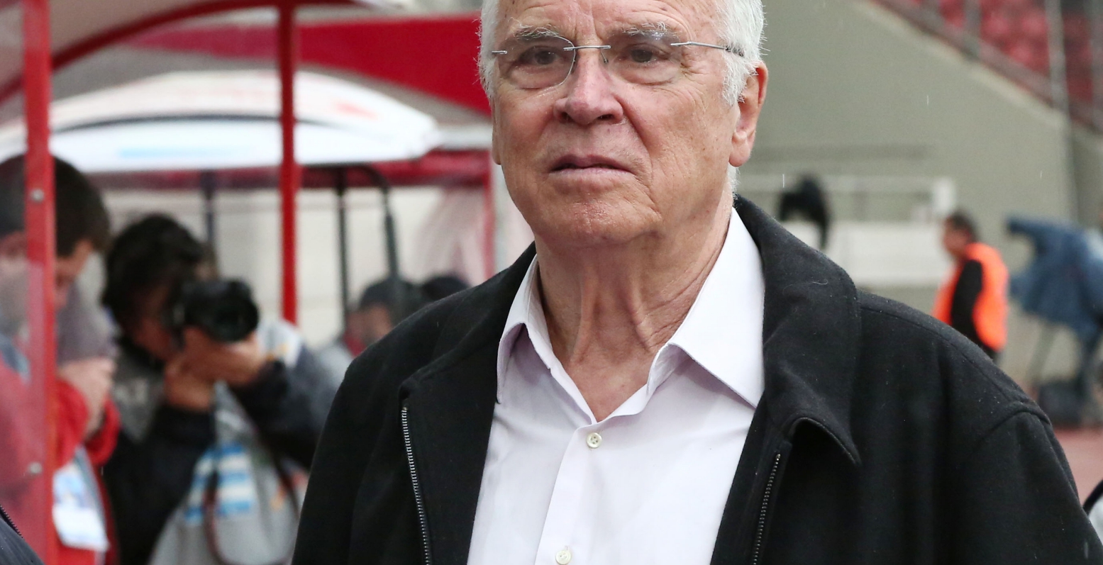 ΑΕΚ – Ολυμπιακός: Έγινε το… χατήρι του Σάββα Θεοδωρίδη (pic)