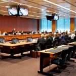 Eurogroup: Σκληρό ροκ, “τρύπα ” 1 δισ. βλέπουν οι δανειστές