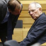 FAZ: Αμετακίνητος ο Σόιμπλε για το χρέος