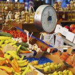 Έλεγχοι και πρόστιμα στην αγορά την περίοδο του Πάσχα