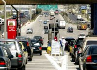 Ασύμφορο το ταξίδι με ΙΧ στην Ελλάδα – Αυξήσεις “φωτιά” στα διόδια