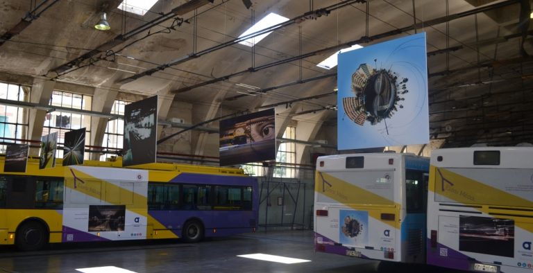 Λεωφορείο του ΟΑΣΑ έπιασε φωτιά γεμάτο επιβάτες!