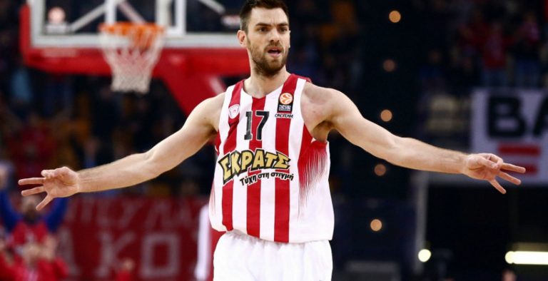 Και η Εφές θέλει τον Μάντζαρη
