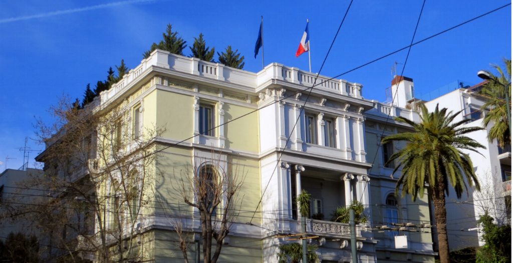 Συναγερμός στην Αντιτρομοκρατική για το “χτύπημα” στη γαλλική πρεσβεία