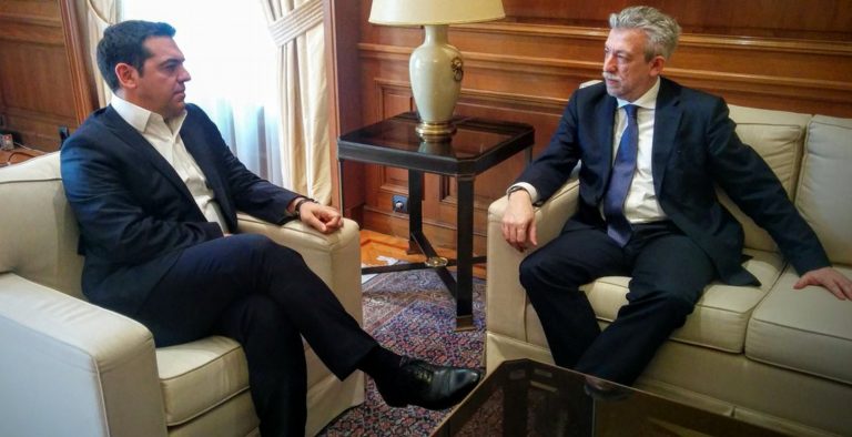 Σύσκεψη για το ποδόσφαιρο στη “σκιά” του λουκέτου στα πρωταθλήματα