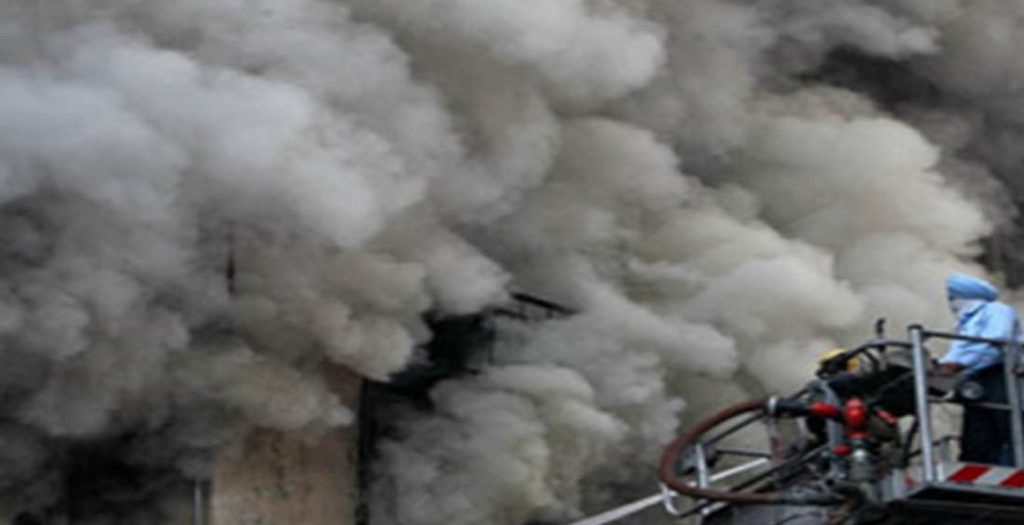 Σε εμπρησμό οφείλεται η φωτιά σε κτίριο στην Ακαδημίας