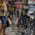 Καταστήματα Κυριακή: Ανοιχτά από τις 11:00 έως της 18:00