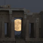 Super Moon: Το βράδυ το μεγαλύτερο φεγγάρι του 2017